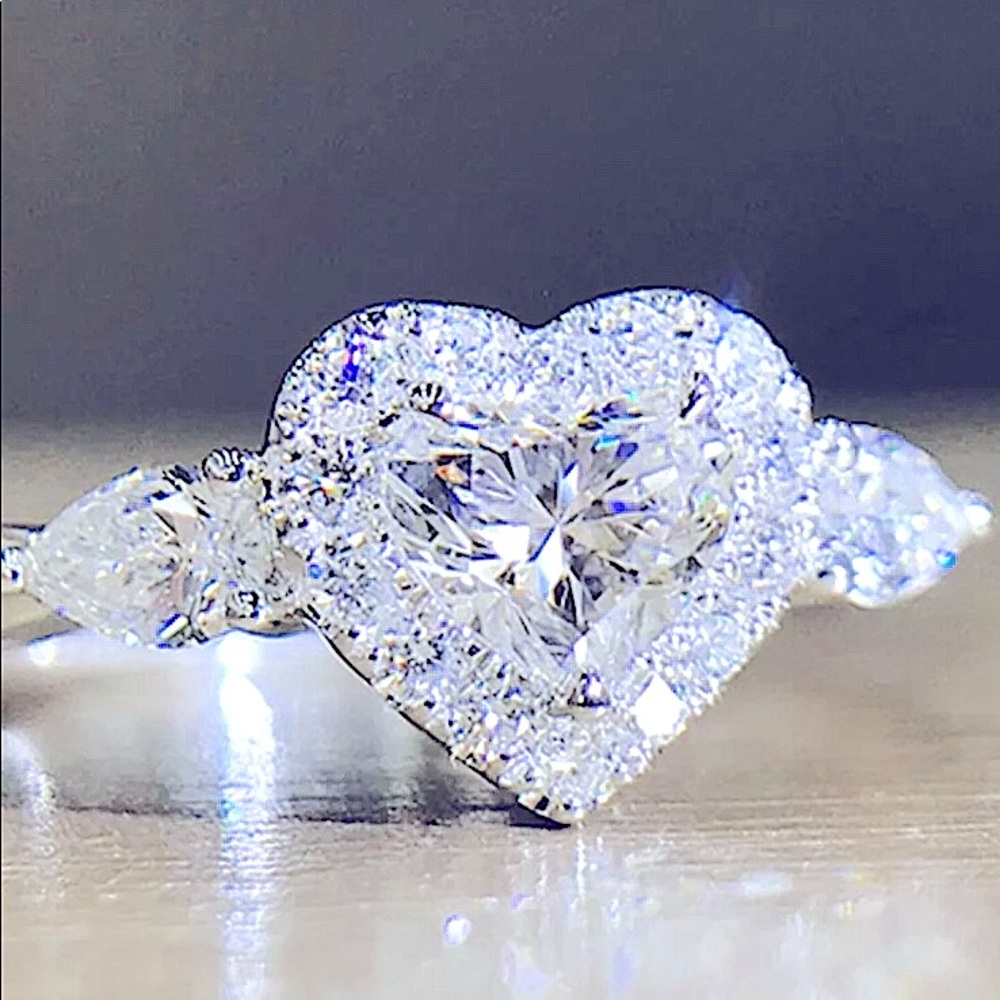 💍 🎉 2x HOST PICK 🎉 New Simulated💎Sterling Silver White Sapphire💍